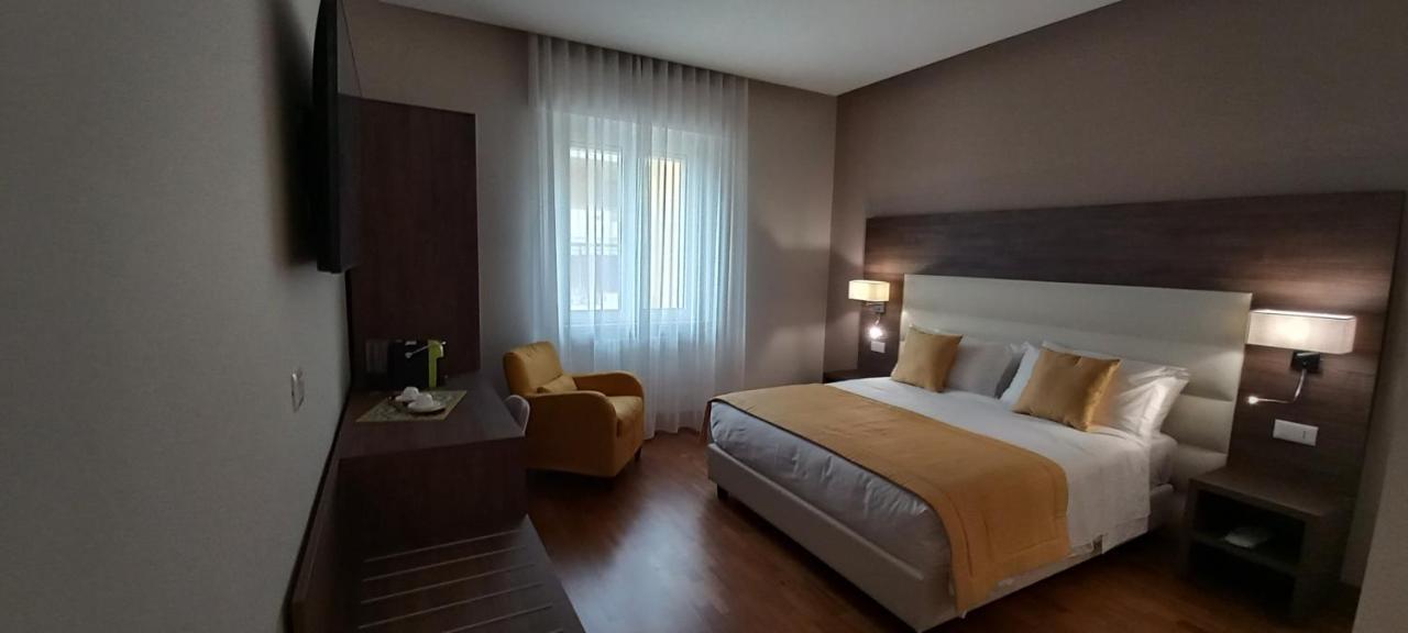 Orchid Luxury Suite Pescara Exterior photo